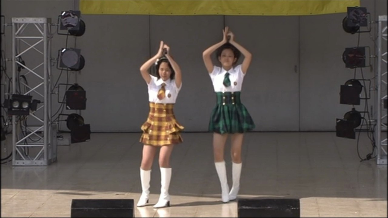 岡井千聖・有原栞菜『スイーーツ→→→ライブ』（Cutie Circuit 2008）