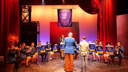Watch this trailer for Brassed Off to see what audiences have been saying about the show