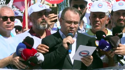 Manifestation dans 81 provinces par Memur-Sen, qui a trouvé l'offre du gouvernement de lever insuffisante : Que la promesse de notre président de «partage de la prospérité» se réalise