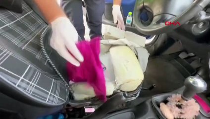 De la drogue et une arme de poing sans permis saisies dans une voiture à Kırıkkale