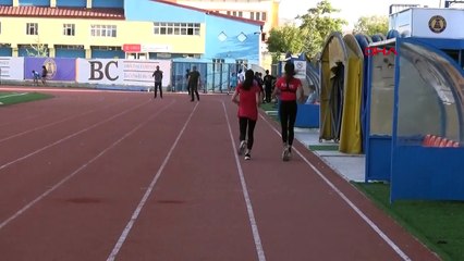 SPORTS L'objectif des athlètes AİÇÜ qui ont marqué les Jeux mondiaux universitaires d'été ; Jeux olympiques de Paris 2024