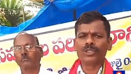 కామారెడ్డి: జిల్లా కేంద్రంలో కొనసాగుతున్న సమ్మె