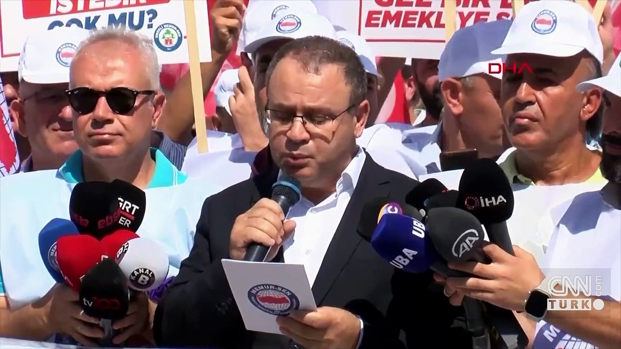 Memurlardan zam teklifi eylemi