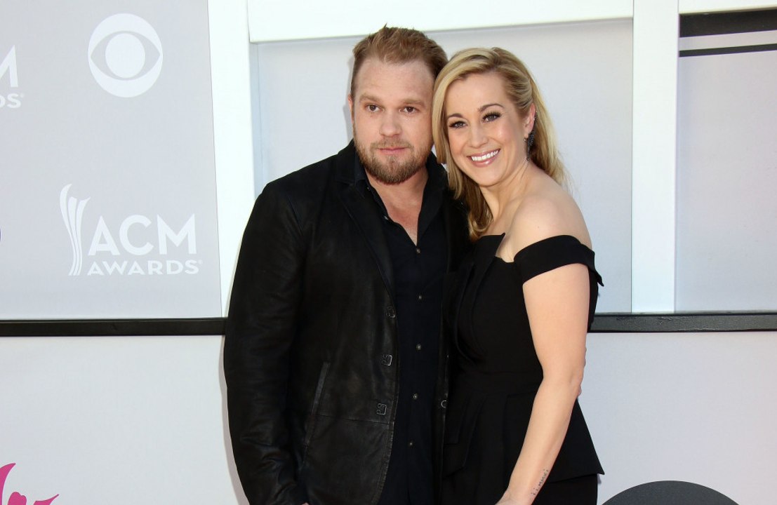 Kellie Pickler endured 'darkest time' of her life after husband's suicide