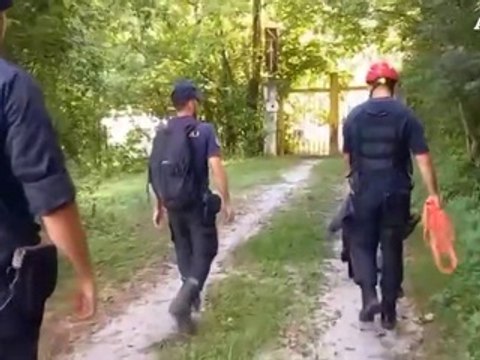Uccide padre e amico, trovato nel bosco vicino a una chiesetta