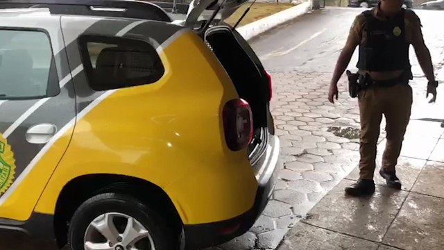 Após denúncia, jovem é detido pela PM com cabeamentos furtados