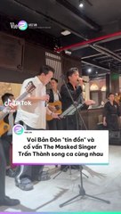Anh Tú và Trấn Thành thể hiện ca khúc Voi Bản Đôn tại buổi khai trương