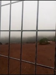 Los medios aéreos trabajan en el pueblo de Pinolere