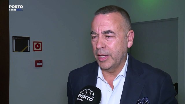ANIBAL PINTO APRESENTA CANDIDATURA À CÂMARA DO PORTO