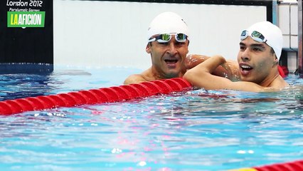 Así fue la reacción de ciclista paralímpico tras recibir un reloj de pulsera como premio