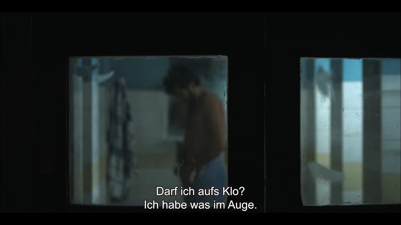 Ausente | movie | 2011 | Official Trailer