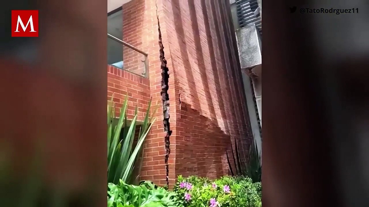 Mujer se lanza de edificio durante sismo en Colombia
