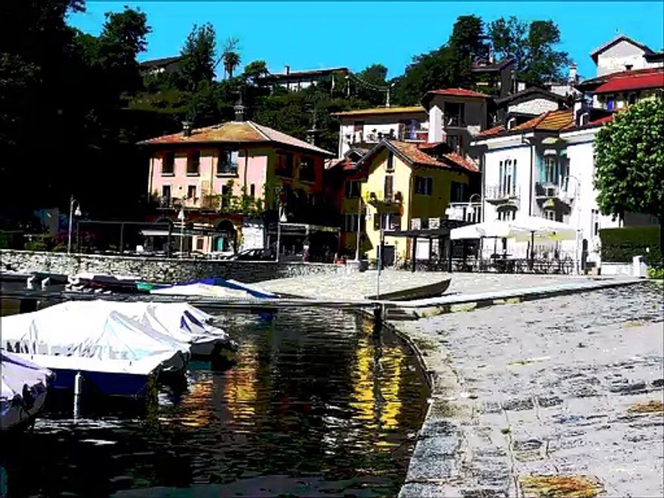 Bateaux (montage artistique) - Musique : Reel à Bruce (S Jacques) - Eric : guitares, mandolines.