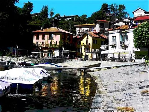 Bateaux (montage artistique) - Musique : Reel à Bruce (S Jacques) - Eric : guitares, mandolines.