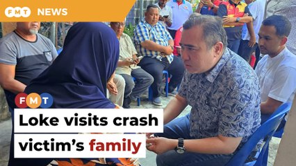 Loke visits family of Elmina air crash victim