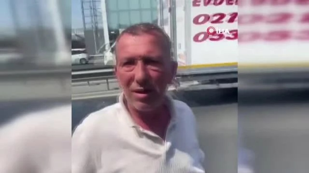 İstanbul'da Ambulansı Sorumlu Tutarak Tehdit Eden Sürücü Kaza Yaptı