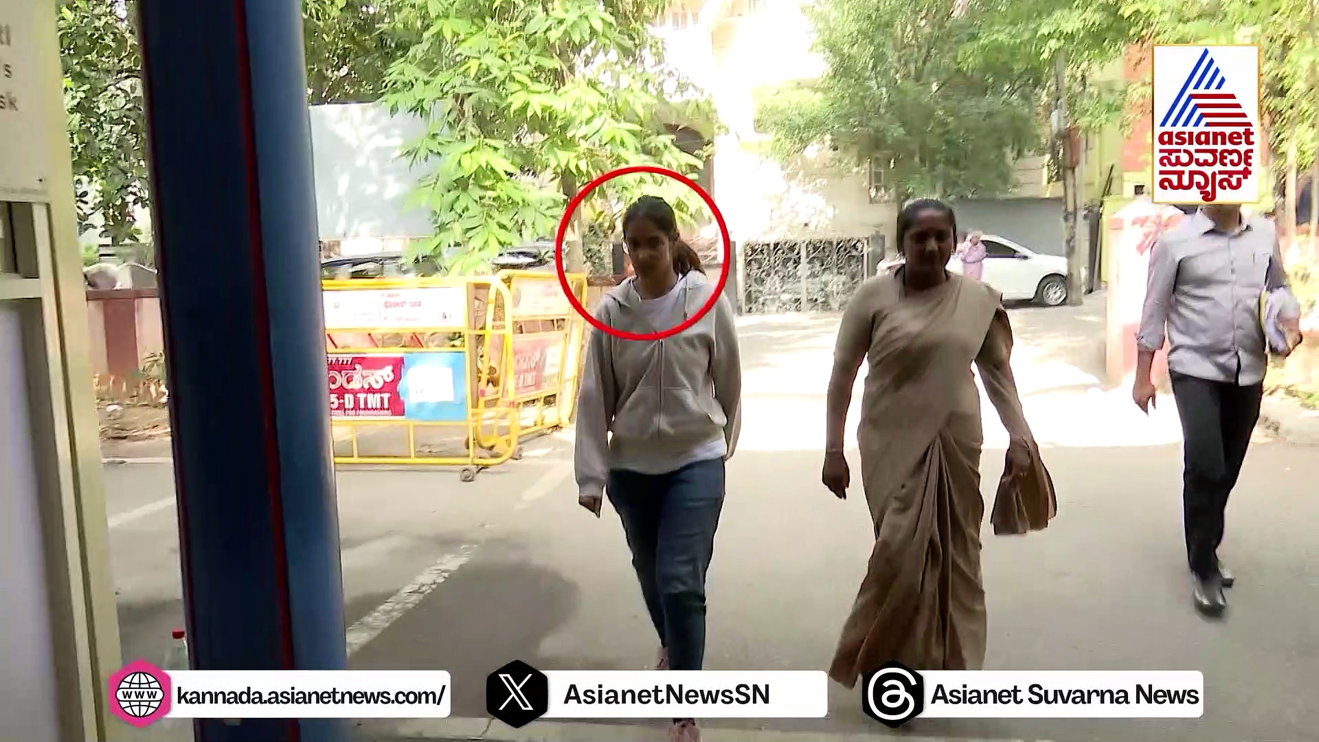 ಅಕೌಂಟ್‌ನಲ್ಲಿದ್ದ ಕೋಟಿ ಕೋಟಿ ಹಣ ಲೂಟಿ..! ನಿಮ್ಮ ದುಡ್ಡು ಖಾಲಿ ಮಾಡ್ತಾಳೆ ಸುಂದರಿ ಮ್ಯಾನೇಜರ್..!