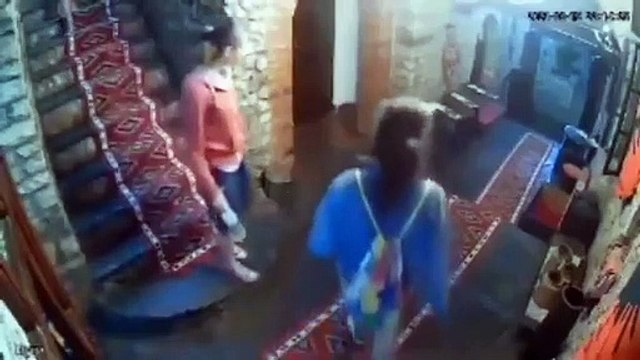 Albania: turisti italiani fuggono dal ristorante senza pagare