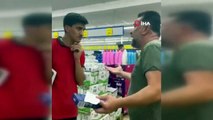 L'homme qui a acheté des pâtes pour son fils, quand il a vu le reçu, il est devenu fou et a fait une descente dans la chaîne de magasins： Vous êtes un voleur