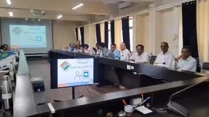 बुरहानपुर: विधानसभा चुनाव को लेकर प्रशासनिक तैयारियां तेज,मास्टर ट्रेनर्स को दिया प्रशिक्षण