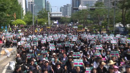 전국 교사들 5차 집회 "아동학대 관련법 개정 촉구" / YTN