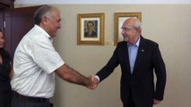 Kemal Kılıçdaroğlu, Mimarlar Odası Ankara Şubesi Başkanı Tezcan Karakuş Candan’ı kabul etti