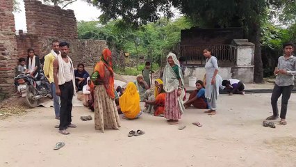 बिलाड़ा के पास बस ने कुचला, नैनवां की दो महिला पदयात्रियों की मौत