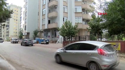 Un homme qui a poignardé sa femme et son fils après une dispute à Adana transporté à l'hôpital