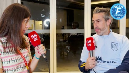 Vilda, sobre Alexia: "Para el fútbol femenino es un orgullo tener a una doble balón de oro"