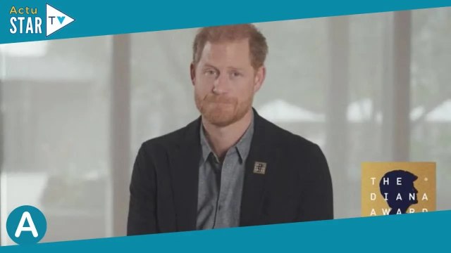 Prince Harry retouches ou chirurgie esthétique Ce détail sur sa dernière photo qui interroge
