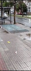 Temor por explosiones en un conducto eléctrico subterráneo en La Plata: varias cuadras y comercios sin luz