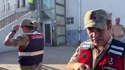 Yeşil Sol duyurdu: Milletvekili Öcalan jandarma tarafından alıkonuldu