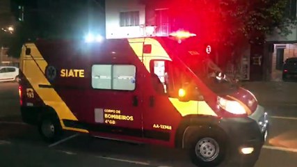 Jovem fica ferido em colisão entre carro e moto na Rua Rio da Paz