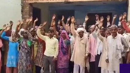 अमरोहा: विद्युत कर्मी पर मां-बेटी के साथ मारपीट करने का आरोप, न्याय की मांग