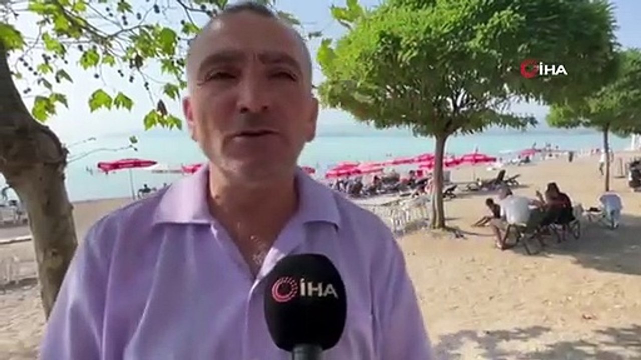 İznik Gölü turkuaza büründü