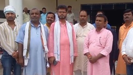 पश्चिमी चंपारण: अधिकारों के कटौती पर मुखिया संघ का धरना प्रदर्शन, 22 से शुरू होगा आंदोलन