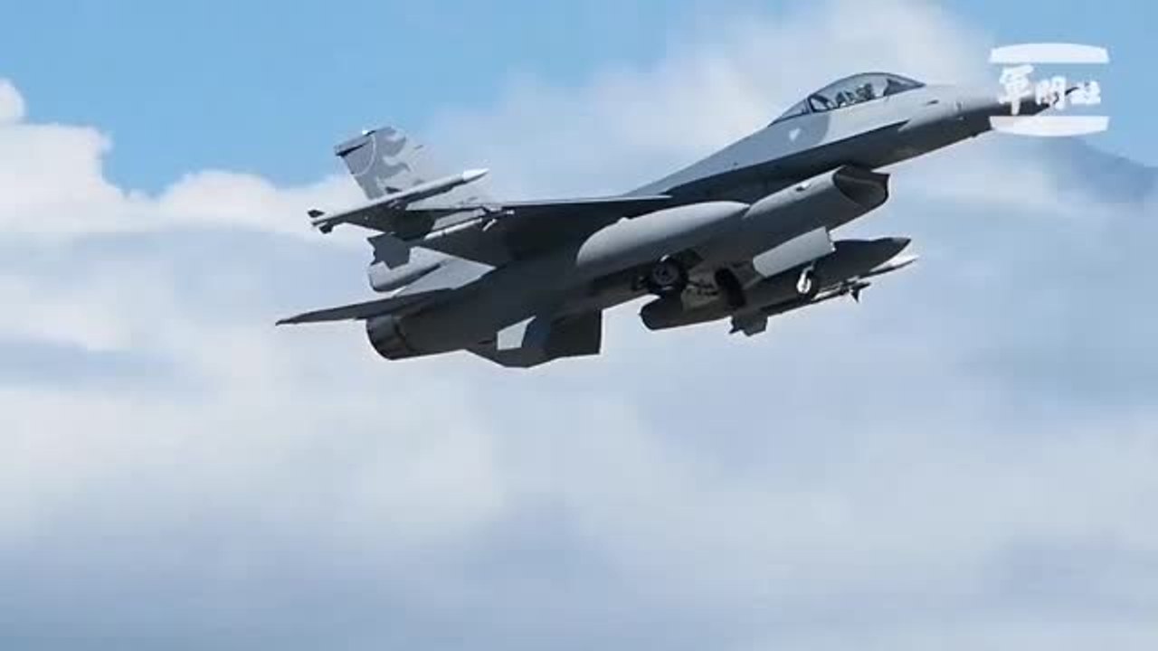 Taiwán despega aviones de combate como advertencia a China en medio de simulacros militares