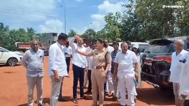 విజయనగరం జిల్లా: జగన్ రాక.. ఏర్పాట్లపై అధికారులు.. ప్రజాప్రతినిధులు ఆరా