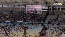 O Payet apareceu! Craque francês é apresentado à torcida do Vasco no Maracanã