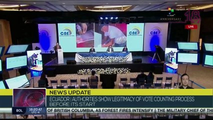 Ecuador sets voting machines to zero