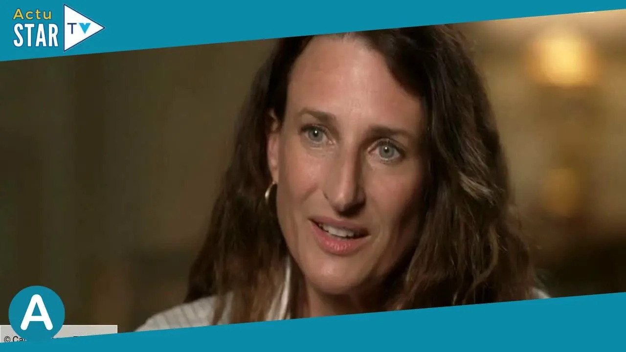Camille Cottin  ses touchantes confidences sur son enfance dans une famille recomposée