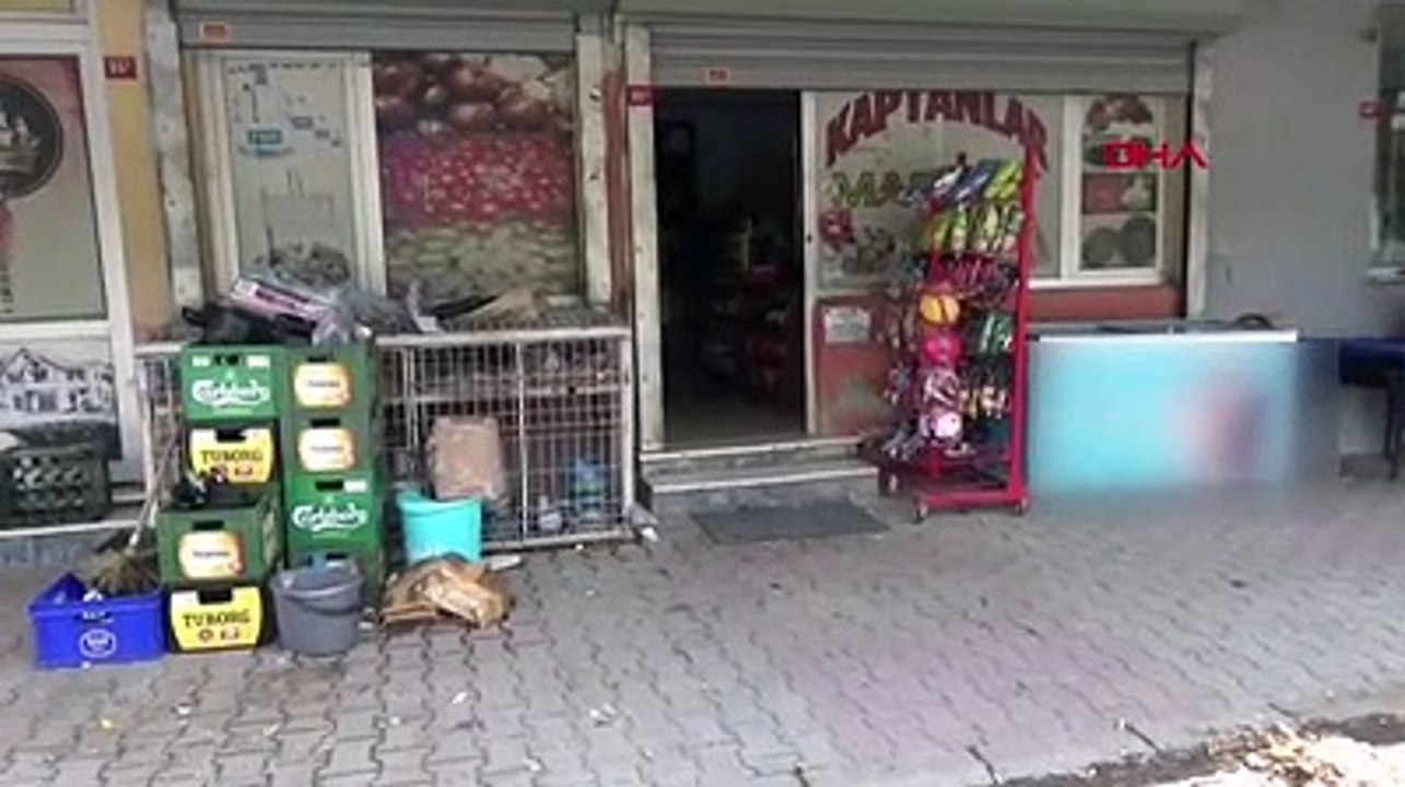 Bir silahlı tekel baskını daha... Saniye saniye kameraya yansıdı