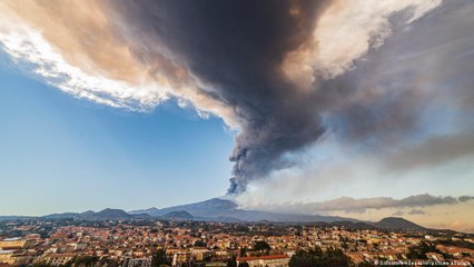 اسأل! ما هو مصدر ثاني أكسيد الكربون الناتج عن الانفجارات البركانية؟