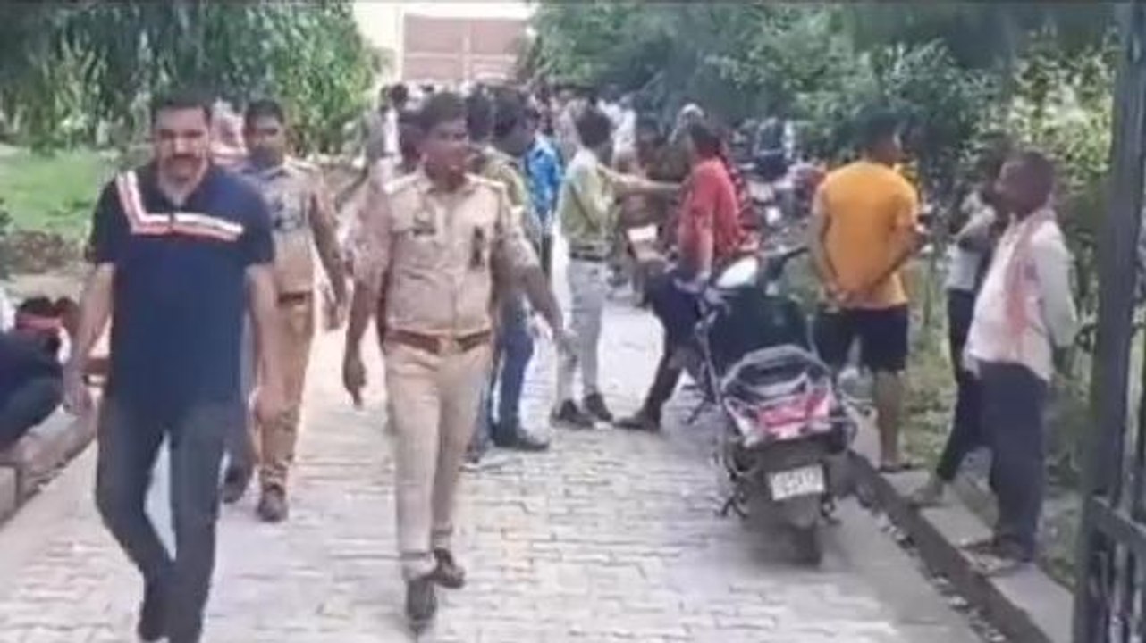 शाहजहांपुर: जमीनी विवाद में भाई ने ग्रामीण की कुल्हाड़ी से काटकर हत्या, आरोपी गिरफ्तार