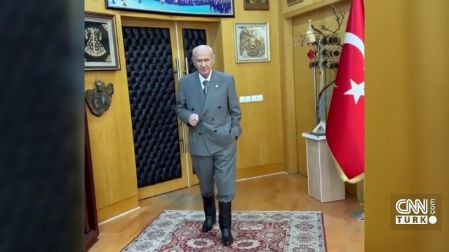 Bahçeli videosunun şifreleri: Çizmeyle Atatürk mesajı, şarkıyla Kıbrıs göndermesi