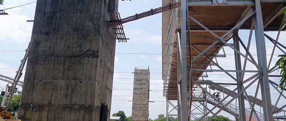 निर्माण अवधि से तिगुना समय बीता, फिर भी लिफ्ट लगाने का काम अधूरा