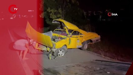 Ankara’da kontrolden çıkan otomobil ağaca çarptı 2 ölü