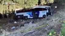 Yozgat'ta katliam gibi kaza! Yolcu otobüsü şarampole devrildi: 12 ölü, 19 yaralı