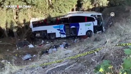 Yozgat'ta katliam gibi kaza! Yolcu otobüsü şarampole devrildi: 12 ölü, 19 yaralı
