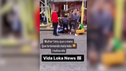 Met detain a man suspected of stealing a phone